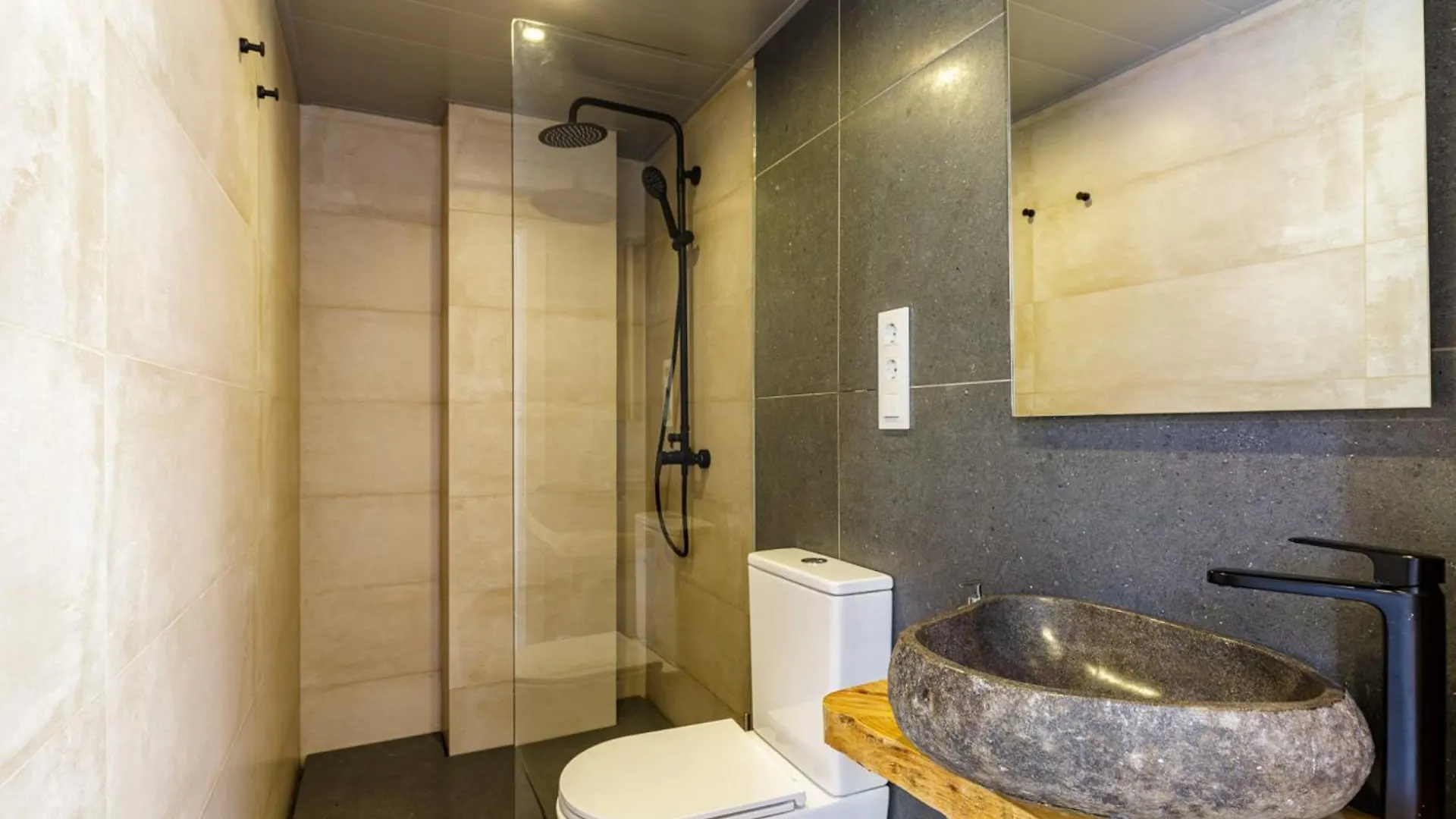 Caterina Victoria Apartment Malaga